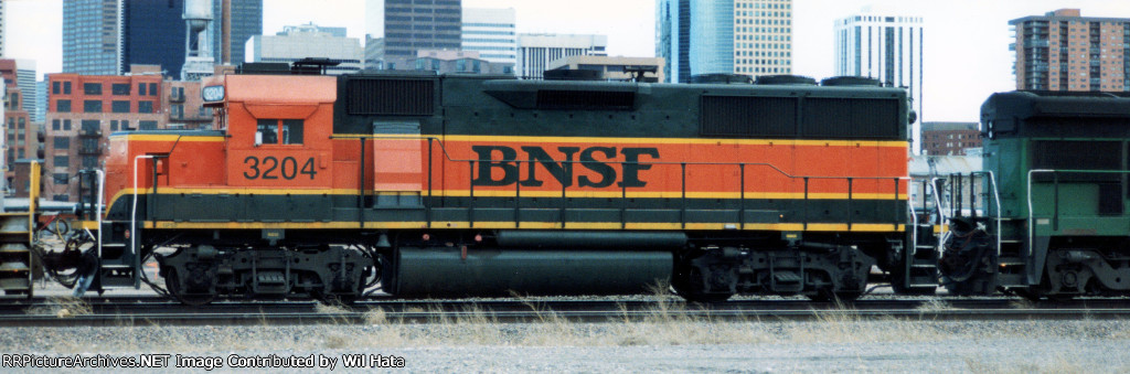 BNSF GP50 3204